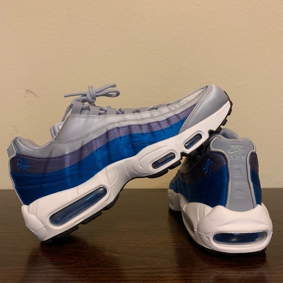 Nike Other - Nike Air Max 95 Pinwheel